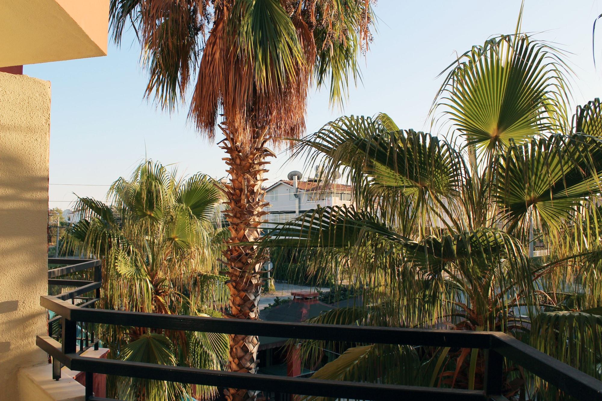 Semoris Hotel Side Buitenkant foto