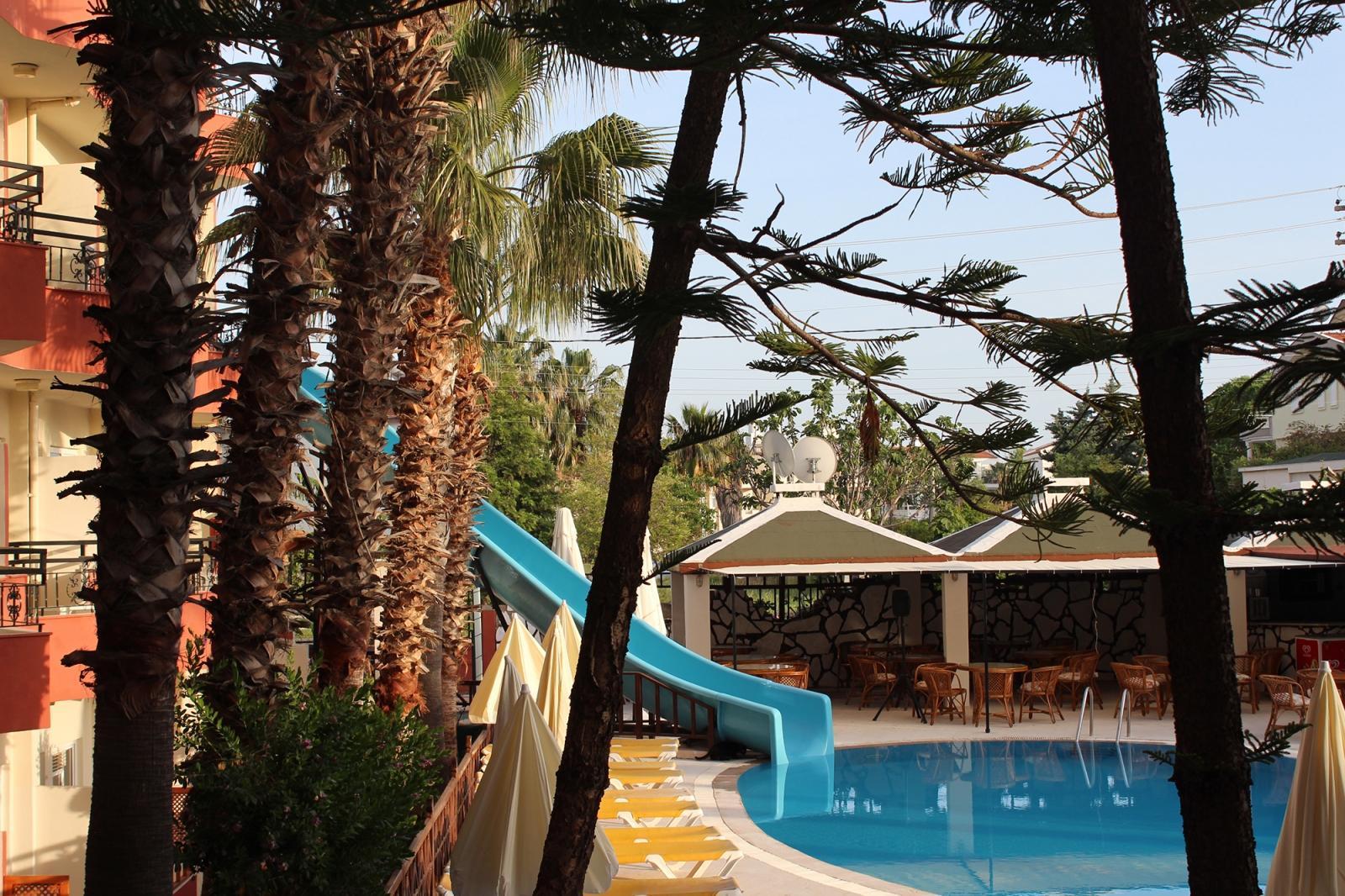 Semoris Hotel Side Buitenkant foto